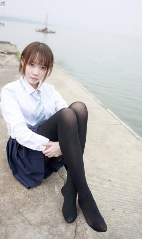 [森萝财团写真] JKFUN-006 Aika 日系黑丝 在现浏览