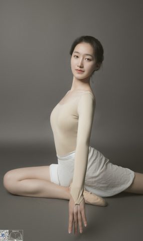 [GALLI嘉丽]舞蹈生日记 096 – 欣美[35P]