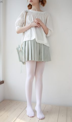 [森萝财团写真] JKFUN-009 50D白丝按摩仪 在现浏览