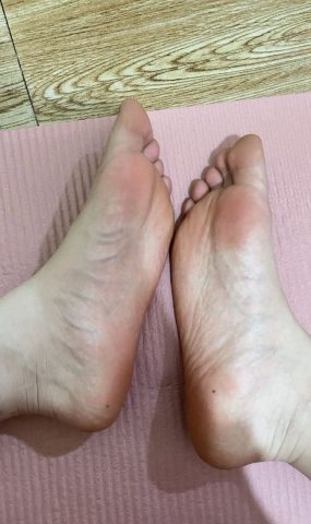 脚模面试脸足同框套路系列-042-165 110 38 新疆妹字[11P]