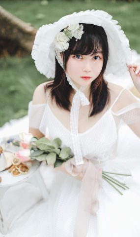 密桃少女是依酱呀 – 欧风[30P]