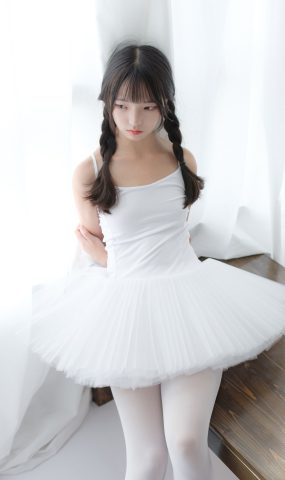 [森萝财团写真] X-042 在现浏览