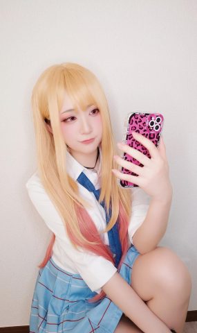 Yuki亭 – 喜多川海夢 (その着せ替え人形は恋をする)[32P]