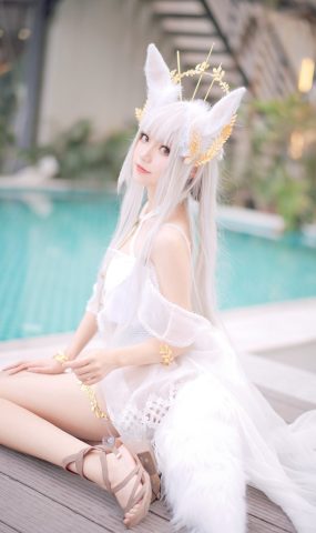 花柒Hana  – 白金cos泳装[18P]