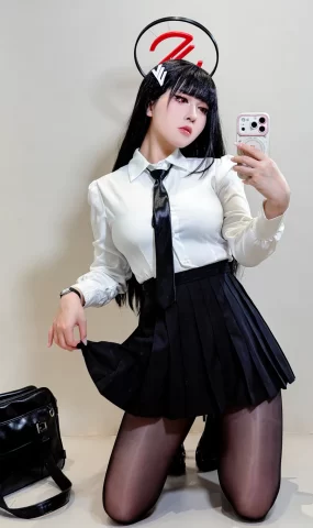 半半子 NO.085 – 蔚蓝档案 调月莉音 至服x竞泳[64P]
