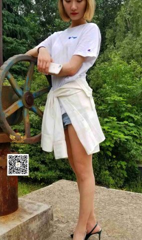 [盛唐CLUB] No.004 公园长椅上的丝族 在现浏览