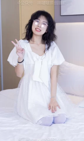 [BoBoSocks袜啵啵]NO.452 奶油-平底鞋、帆布鞋、白棉袜、厚白丝、肉丝[110P]