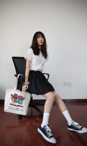 勿恋传媒 No.371：猫耳-百褶裙的花瓣 [206P]