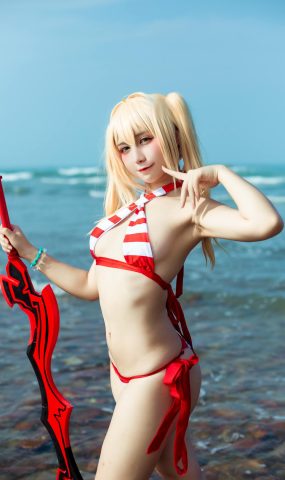 九曲Jean  – 尼禄泳装[14P]