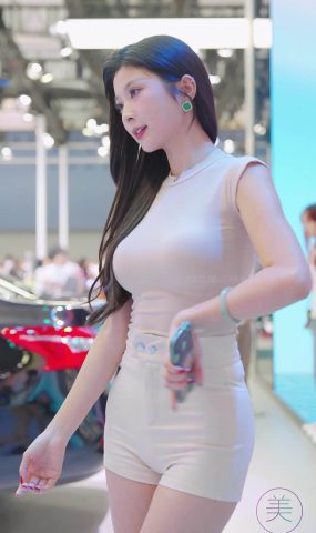 NO.1523 2024 广州车展 网荭美女车模 beautyleg LOOKBOOK 04[30P]