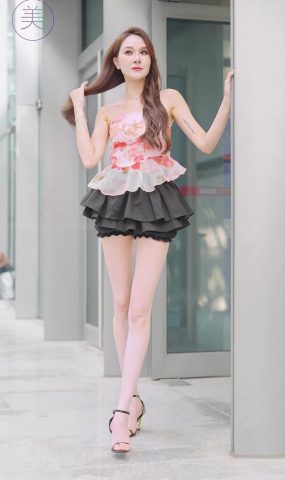 NO.0804 2023 广州车展 Racing Model 车模抖音网荭随拍56[20P]