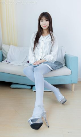 勿恋传媒 NO.2278 泡泡-高跟凉鞋、厚灰丝、厚黑丝、厚白丝[140P]