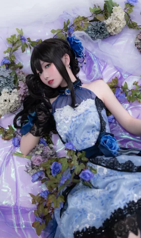 小木曾AYA – 偶像大师 涩谷凛 礼服[13P]