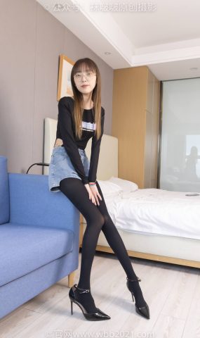 [BoBoSocks袜啵啵]NO.321 稚予-高跟鞋、厚黑丝[150P]