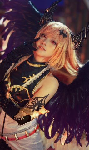 黑龙贯通  天空幻想曲 E[20P]