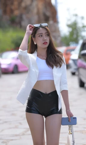 唯美街拍 NO.1039 暗里着迷 (4) [84P]