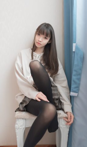 [风之领域] No.005 黑丝美腿少女  在现浏览