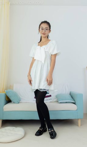 勿恋传媒 NO.1777 岚岚-黑白键的跳跃[180P]