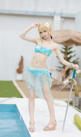 封疆疆v  FGO Saber 泳装[49P]