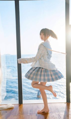 [喵糖映画] VOL.241 窗边的海 在现浏览