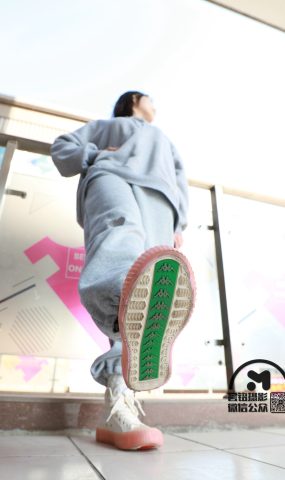 [誉铭传媒]袜足摄影 2021年《微信客户群第02套作品》[90P]