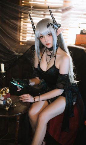 瓜希酱 – 明日方舟 泥岩音律联觉 零号特工[25P]