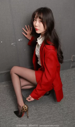 [IESS异思趣向] 2026.01.04 丝享家2256：团团《红与黑（上）》[99P]