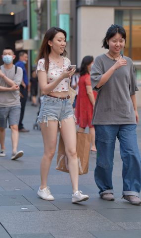 唯美街拍 NO.147 好身材若隐不现系列之牛仔热裤 [87P]