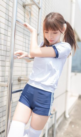 [风之领域] No.045 酷爱运动的白丝少女 在现浏览