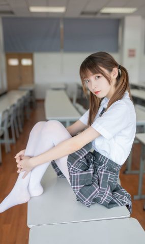 [风之领域] No.070 双马尾的白丝JK 在现浏览