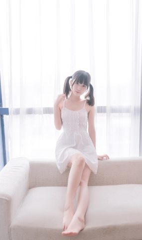 [风之领域] No.084 白色的睡衣裙 在现浏览