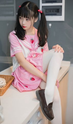 [风之领域] No.113 小草霉裙 白丝罗莉 在现浏览