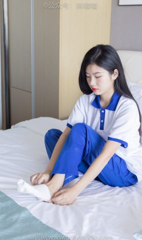 [BoBoSocks袜啵啵]NO.039 小奶熊-校服、vans帆布鞋、短白棉袜、裸足[154P]