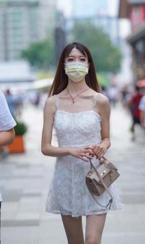 唯美街拍 NO.1231 牛男街拍 白长直小仙女 好美的腿[130P]