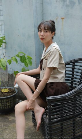 [IESS异思趣向] 耽丝 211126 网易云少女团团 [89P]