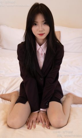 甜予摄影 NO.033 璇璇-银行至服、皮鞋、肉丝[124P]