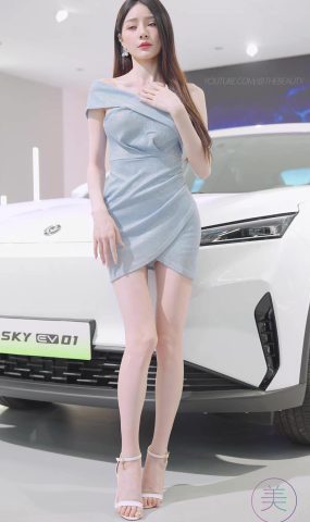 NO.0811 2023 广州车展 Racing Model 车模抖音网荭随拍63[20P]