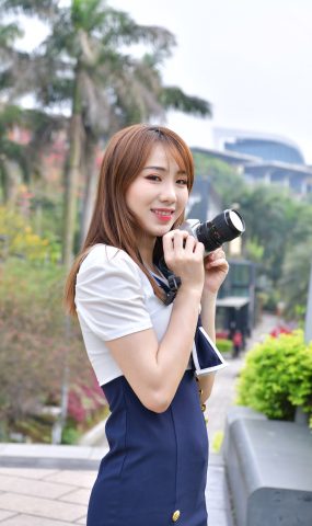 精选街拍作品 1658 小海街拍作品 – 会用交卷机的小解解[96P]