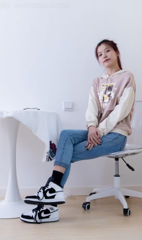 勿恋传媒 NO.1864 茯苓-如果爱忘了[180P]