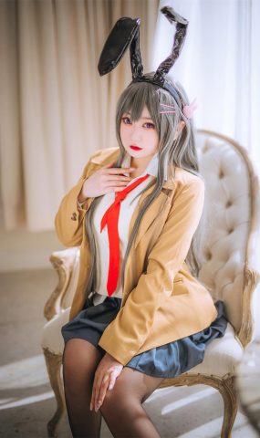 动漫博主恩田直幸  麻衣學姐 [27P]