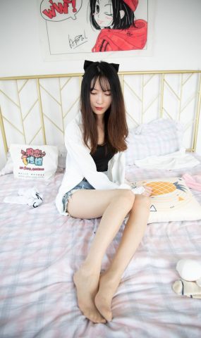 勿恋传媒 NO.679 猫耳-白云朵朵 （2）[90P]