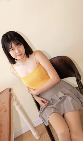 [山茶摄影] No.078 吊带薄丝袜 在现浏览