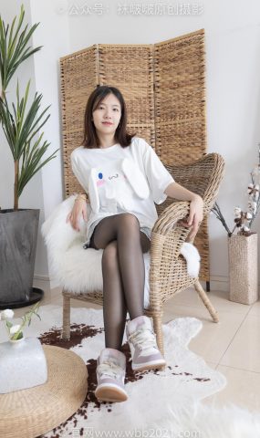 [BoBoSocks袜啵啵]NO.233 小甜豆-板鞋、黑丝[142P]