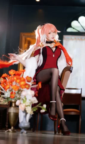 瓜希酱 – 鸣潮 长离必胜客[18P]