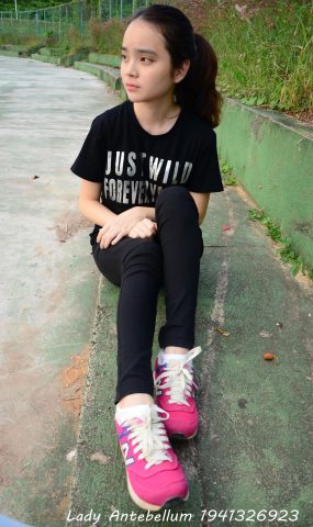 [战前女神] 美腿镁足精品摄影套图 062 [78P]