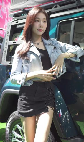 NO.0213 2021 广州车展 Racing Model 北汽车模04[20P]