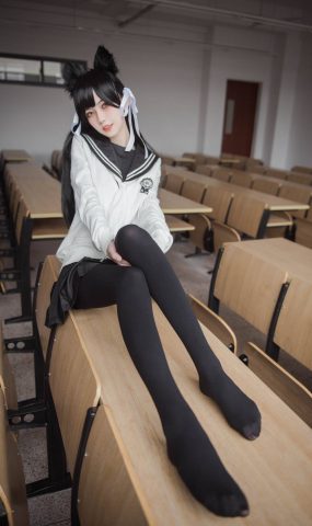 微博动漫博主@你的负卿 爱宕至服 在现浏览