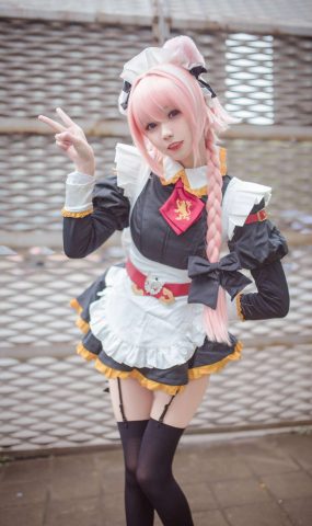 微博动漫博主@你的负卿 阿斯托尔福 女仆版 在现浏览