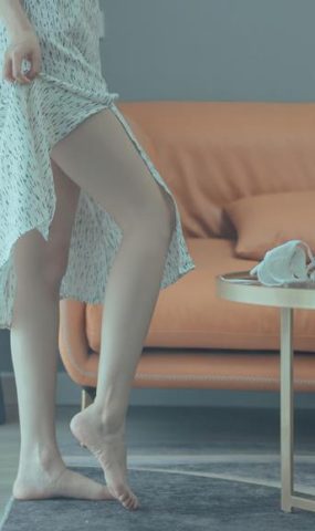 杏仁曲奇  – 反差表姐[23P]