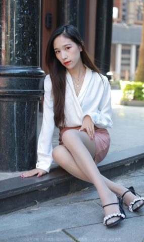 [IESS异思趣向] 2022.10.27 丝享家1250：美子《街角的爱人》[88P]